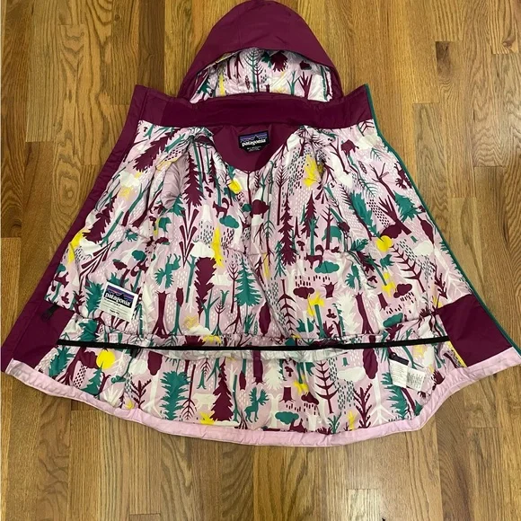 Patagonia girls Ski Jacket - Purple and Light Pink - Picture 6 of 15